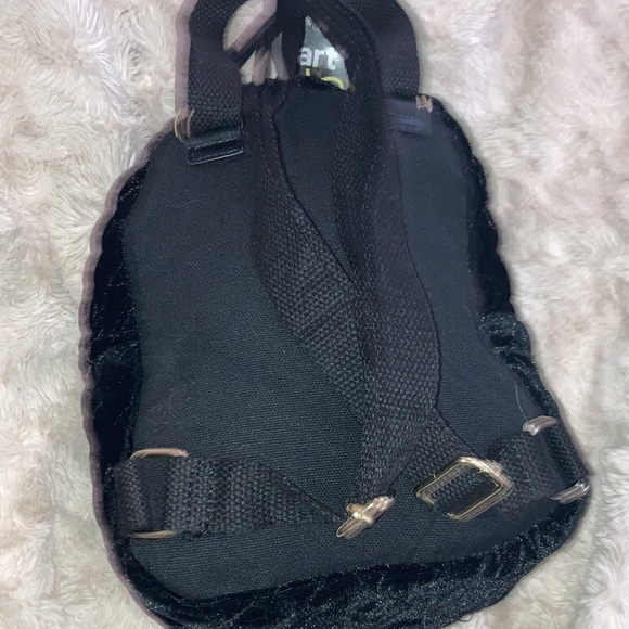 🎒NWT BLACK VELVET BACKPACK 🎒 - Picture 2 of 9